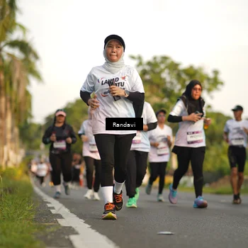 Runner Photo 7686526