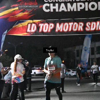 Runner Photo 7686544