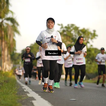 Runner Photo 7686545