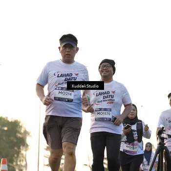 Runner Photo 7686562