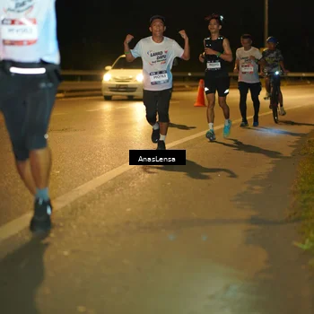 Runner Photo 7686564