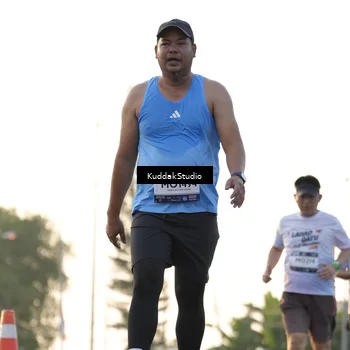 Runner Photo 7686565