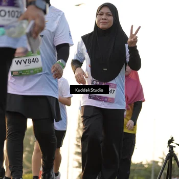 Runner Photo 7686591