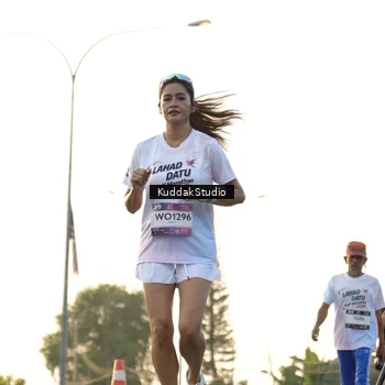 Runner Photo 7686620
