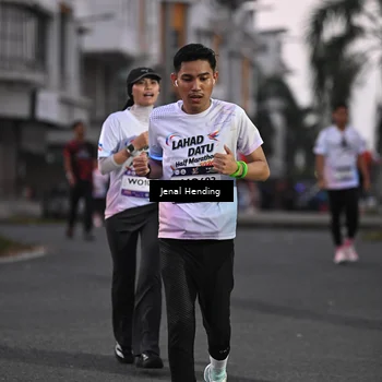 Runner Photo 7686625
