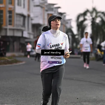 Runner Photo 7686631
