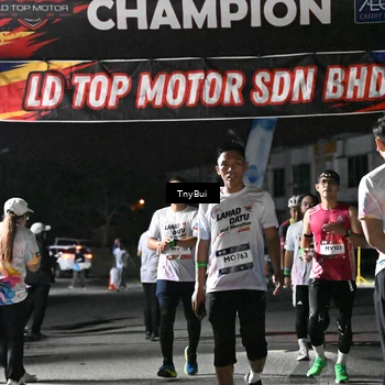 Runner Photo 7686644