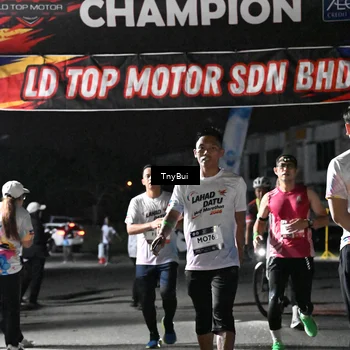 Runner Photo 7686651