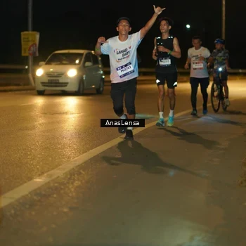 Runner Photo 7686656
