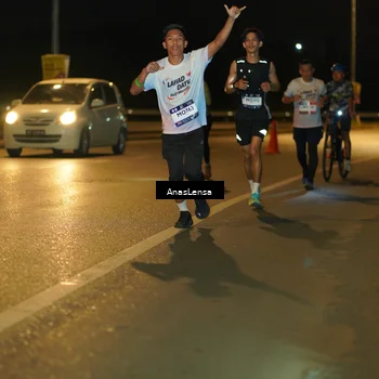 Runner Photo 7686658