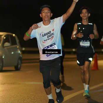 Runner Photo 7686660