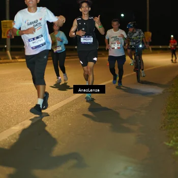 Runner Photo 7686662
