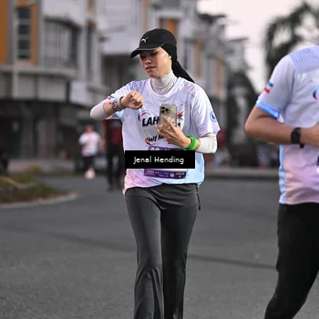 Runner Photo 7686665