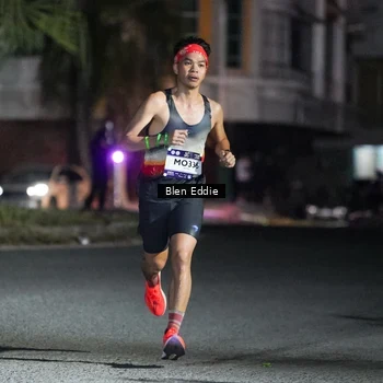Runner Photo 7686671