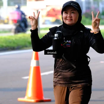 Runner Photo 7686675