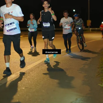Runner Photo 7686682