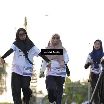 Runner Photo 7686690