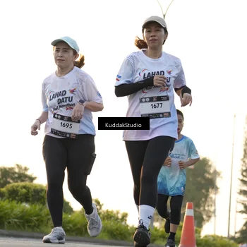 Runner Photo 7686705
