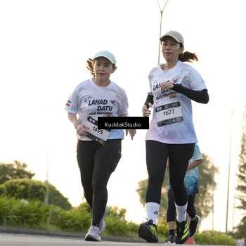 Runner Photo 7686706
