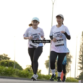 Runner Photo 7686712