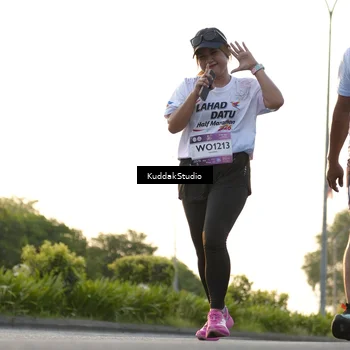 Runner Photo 7686736