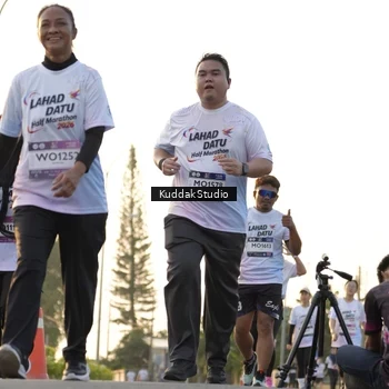 Runner Photo 7686747