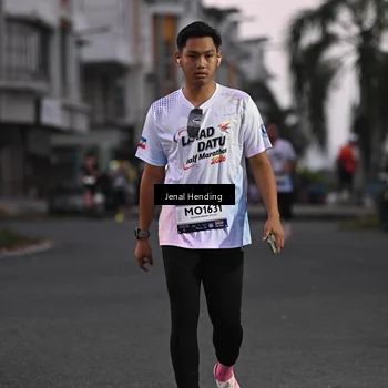 Runner Photo 7686753