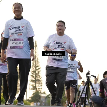 Runner Photo 7686759