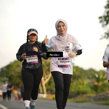 Runner Photo 7686762