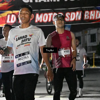 Runner Photo 7686781