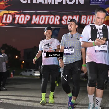 Runner Photo 7686782