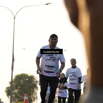 Runner Photo 7686783