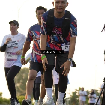 Runner Photo 7686811