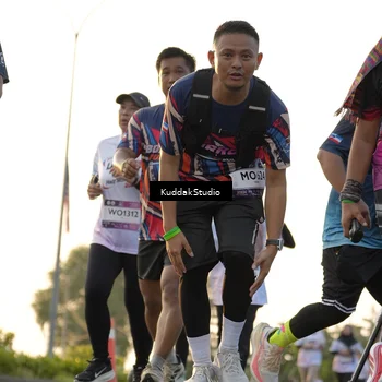 Runner Photo 7686814