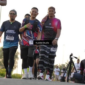 Runner Photo 7686824