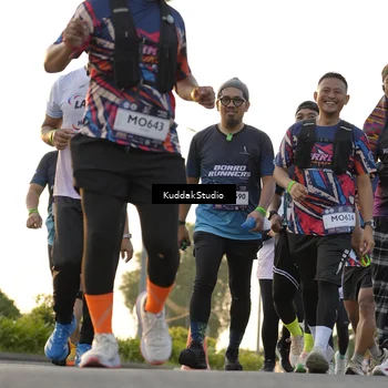 Runner Photo 7686831