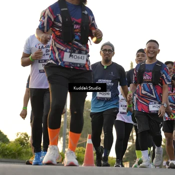 Runner Photo 7686835