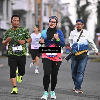 Runner Photo 7686865