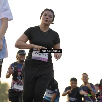 Runner Photo 7686868