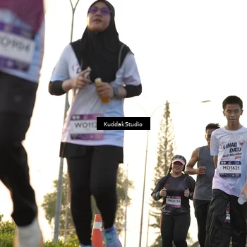 Runner Photo 7686871