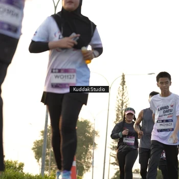 Runner Photo 7686872