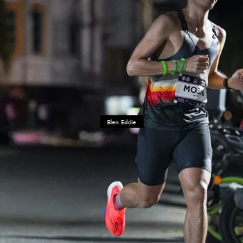 Runner Photo 7686875