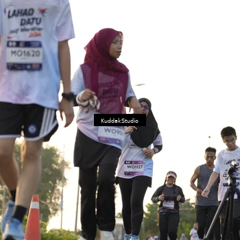 Runner Photo 7686890