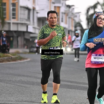 Runner Photo 7686899