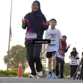 Runner Photo 7686901