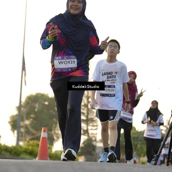 Runner Photo 7686903