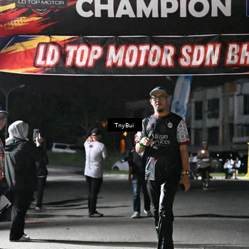 Runner Photo 7686906