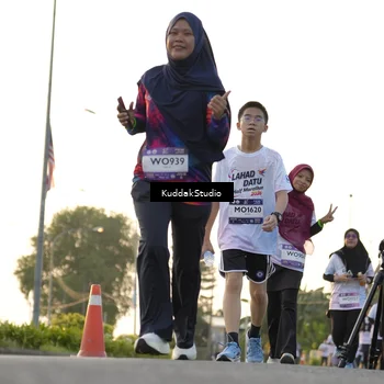 Runner Photo 7686912