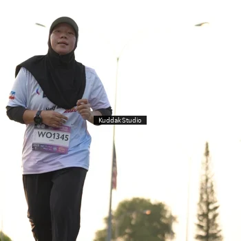 Runner Photo 7686923