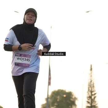 Runner Photo 7686924